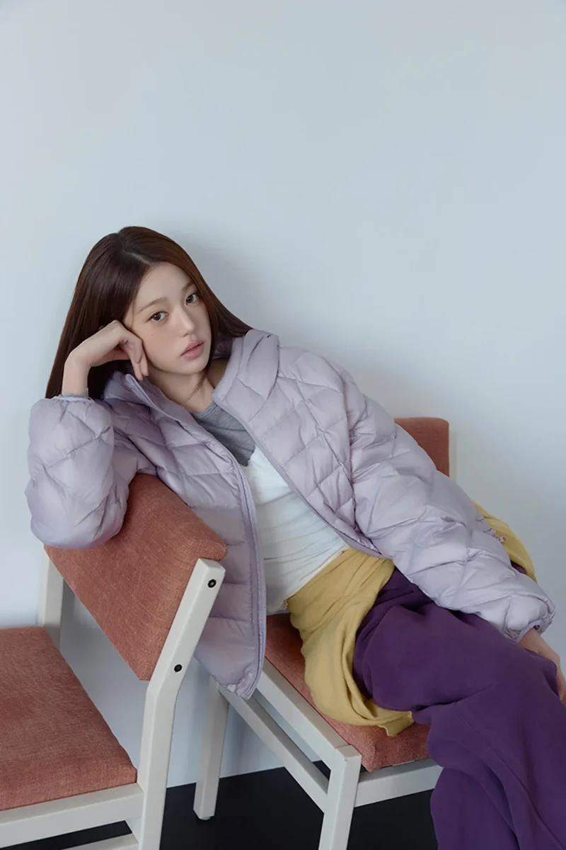 로라로라 26 겨울 컬렉션 캠페인 속 장원영 / 사진=로라로라