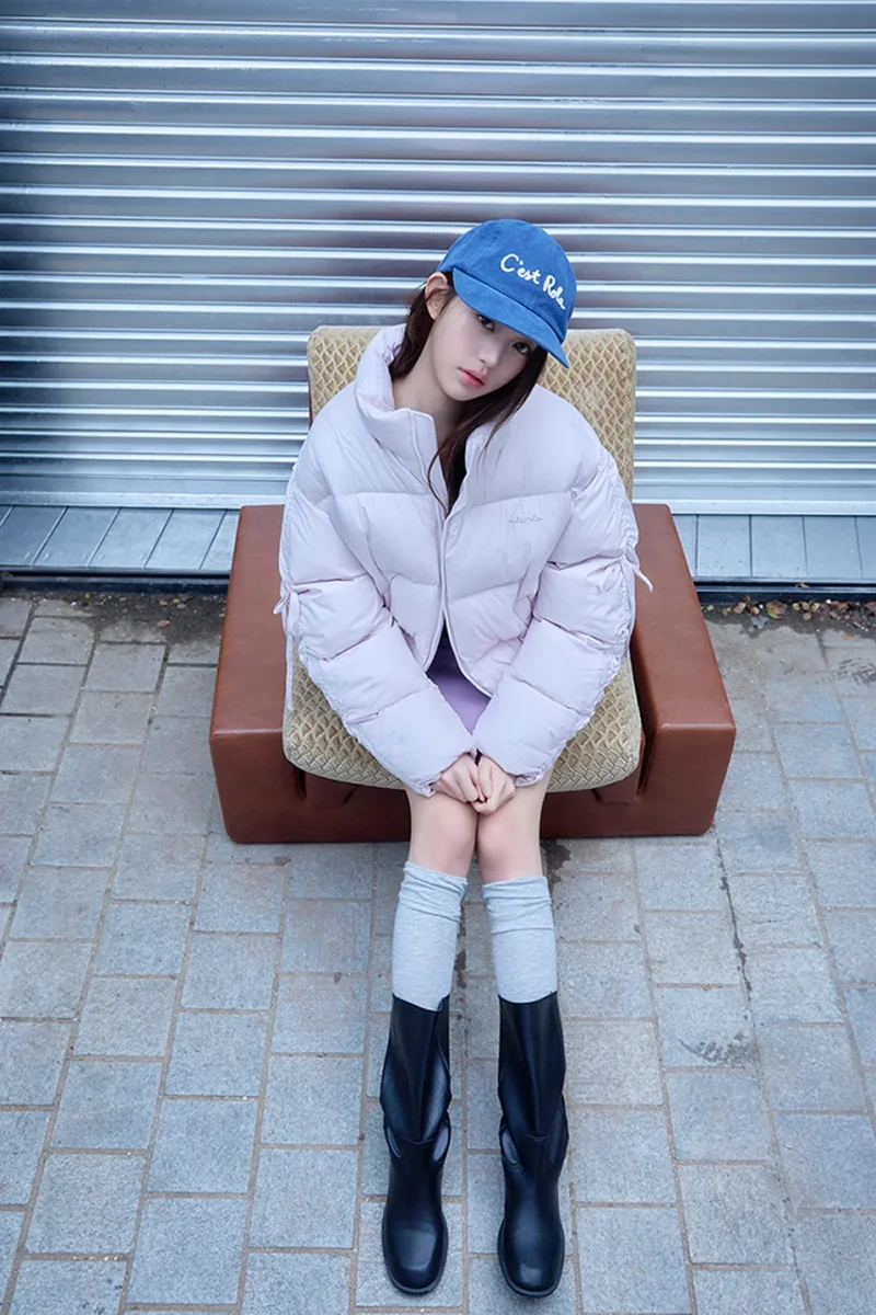 로라로라 26 겨울 컬렉션 캠페인 속 장원영 / 사진=로라로라