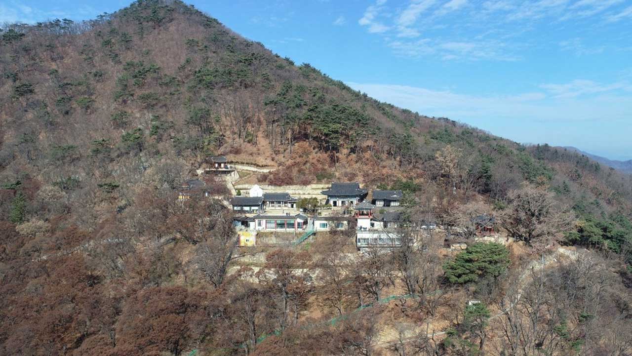 운길산 중턱에 자리한 남양주 수종사 전경. / 지역N문화