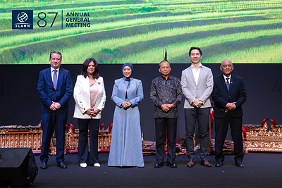 Left to Right: Kurtis Lindqvist, ICANN President and CEO; Tripti Sinha, ICANN Board Chair; Meutya Hafid, Minister of Communication and Digital Affairs, Republic of Indonesia; Wayan Koster, Governor of Bali, Jia-Rong Low, ICANN ASO Chair; Isnawan Aslam, President of PANDI Left to Right: Kurtis Lindqvist, ICANN President and CEO; Tripti Sinha, ICANN Board Chair; Meutya Hafid, Minister of Communication and Digital Affairs, Republic of Indonesia; Wayan Koster, Governor of Bali, Jia-Rong Low, ICANN ASO Chair; Isnawan Aslam, President of PANDI