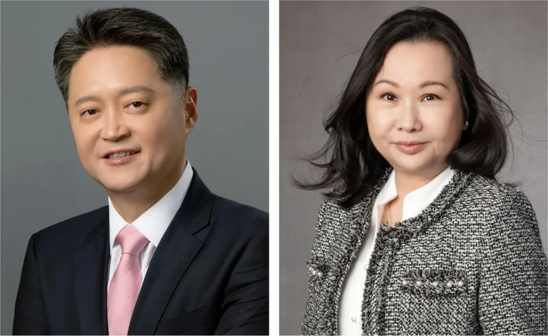 월트디즈니 컴퍼니 아태지역 총괄 사장 루크 강(왼쪽)과 신임 총괄 사장에 선임된 캐롤 초이. / 사진=월트디즈니 컴퍼니