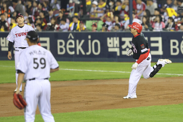 홈런을 친 나성범(사진=KIA)