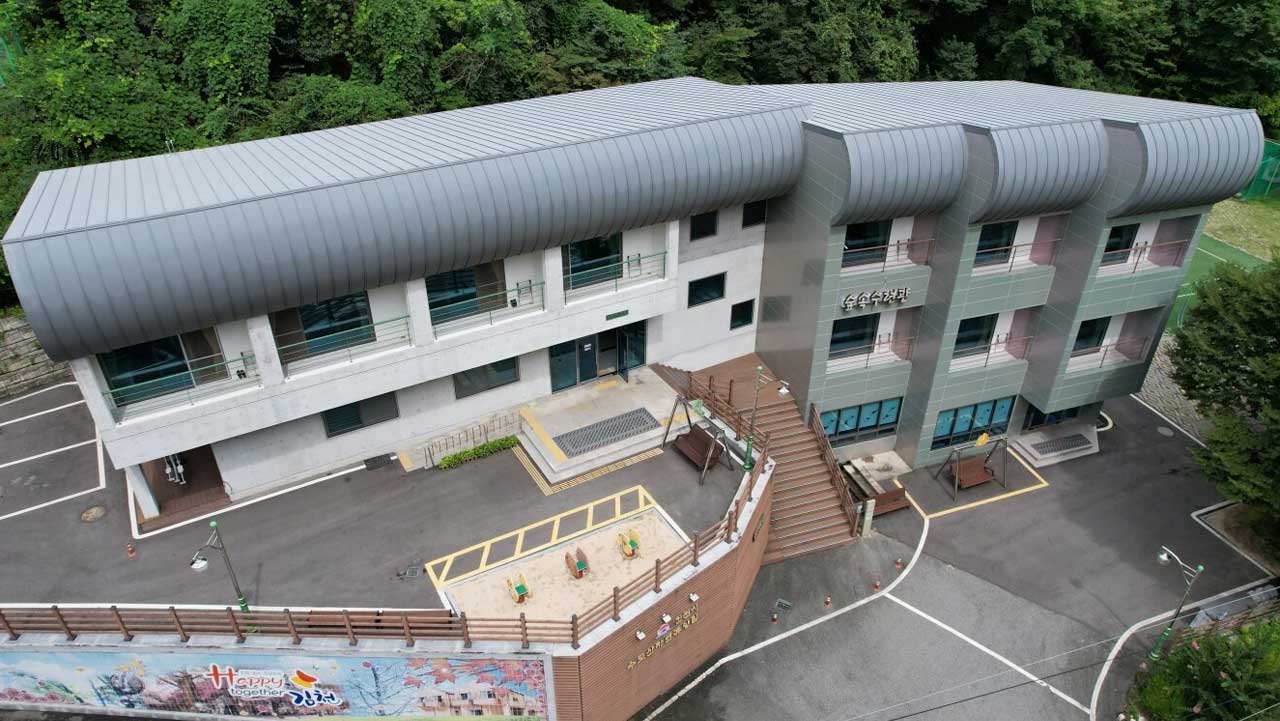 김천 수도산자연휴양림 숲속수련관 전경. / 숲나들e