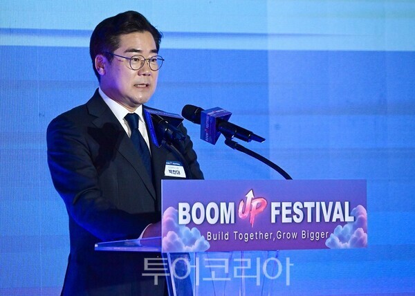 박찬대 인천광역시장이 29일 인천스타트업파크에서 열린 '인천스타트업파크 붐업 페스티벌 2026'에서 개회사를 하고 있다.