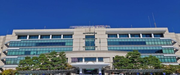 화성특례시청 전경/투어코리아뉴스 정명달 기자 사진=정명달