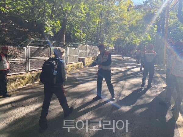 '가을철 산불조심기간'으로 지정하고 산불 예방을 위한 집중 관리하는 동두천시/투어코리아뉴스 정명달 기자 사진=동두천시