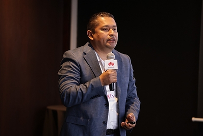 Andrey Arias, responsable de Operaciones y Mantenimiento de Redes de Telconet